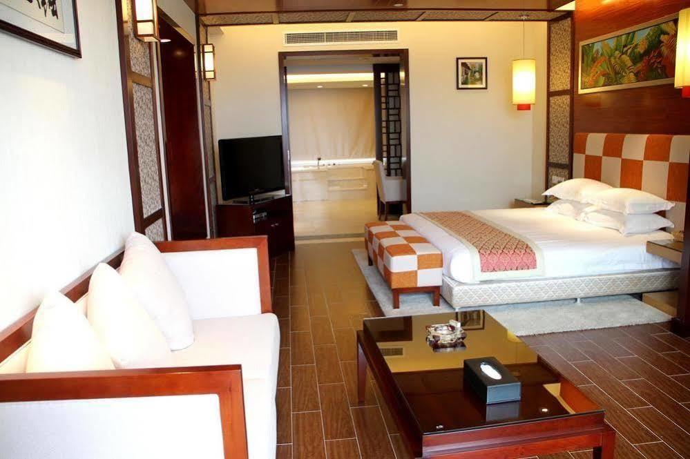 Yuyao Yonghegong Hotel Экстерьер фото